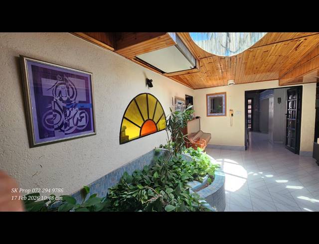 5 BEDROOM HOUSE FOR SALE IN MOUNTAIN RISE